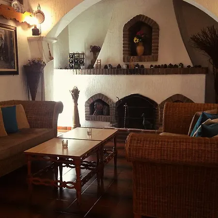 Hotel Averof 2*